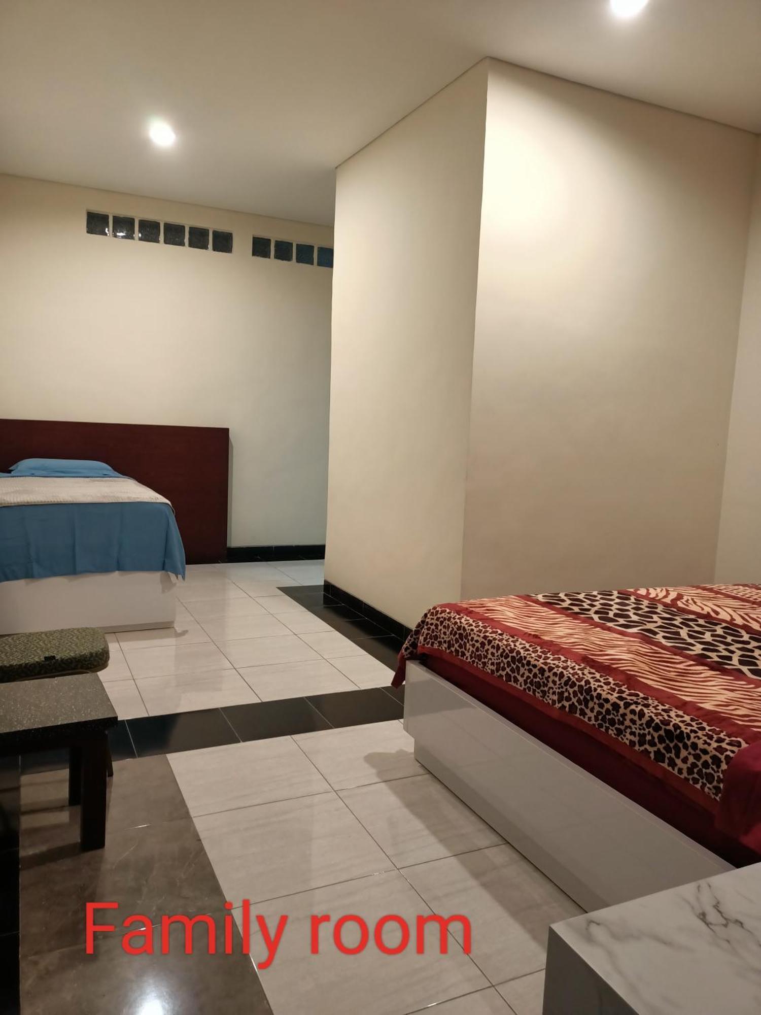 Chacha Homestay & Dormitory Ruteng Zewnętrze zdjęcie